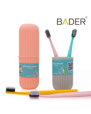 Cepillos con Estuche de Viaje Bader