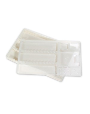 BANDEJAS PLASTICO COMPART. 28x18cm. 400u